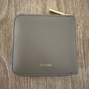 NWT Cuyana mini classic zip around wallet stone smooth leather